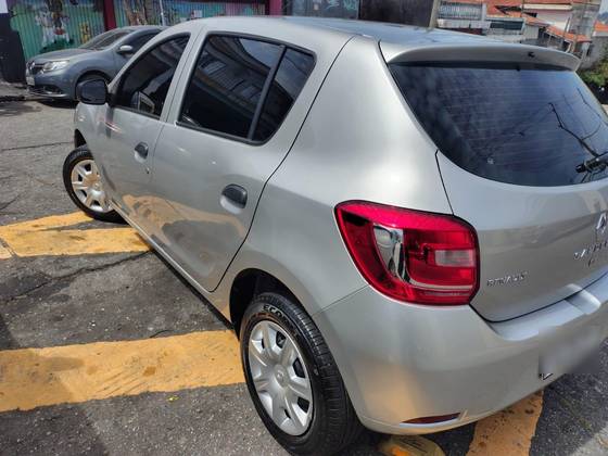 RENAULT SANDERO 1.0 12V SCE FLEX AUTHENTIQUE MANUAL RENAULT SANDERO 1.0 12V SCE FLEX AUTHENTIQUE MANUAL
